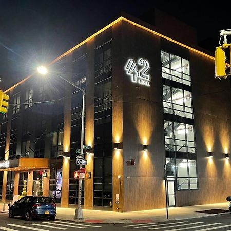 42 Hotel Williamsburg Ню Йорк Екстериор снимка