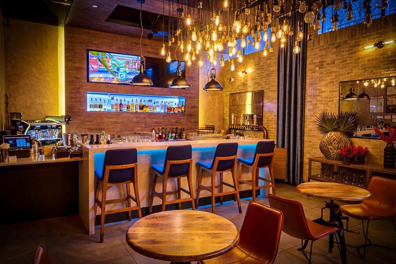 42 Hotel Williamsburg Ню Йорк Екстериор снимка